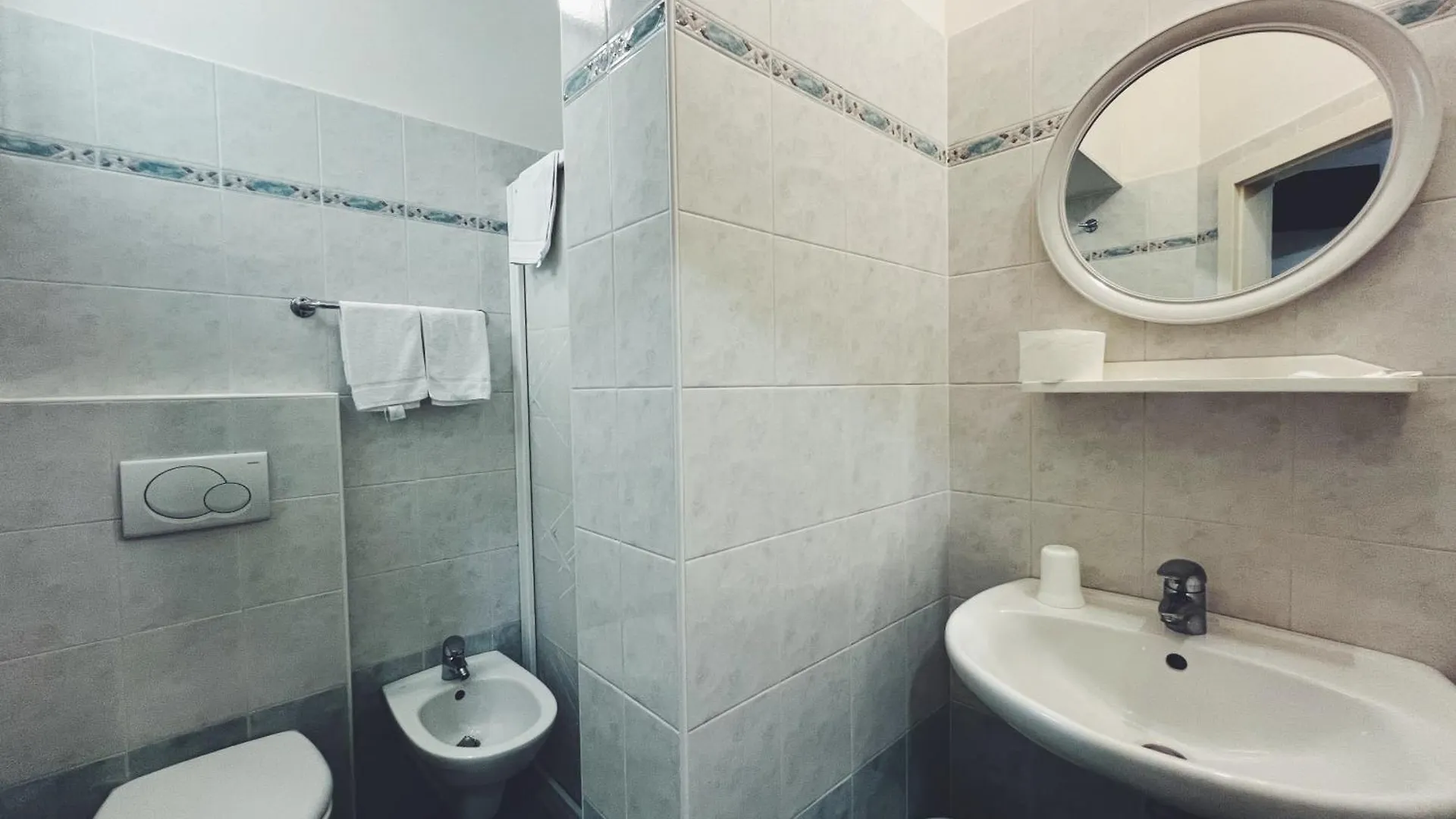 Hotel Ramona Римини