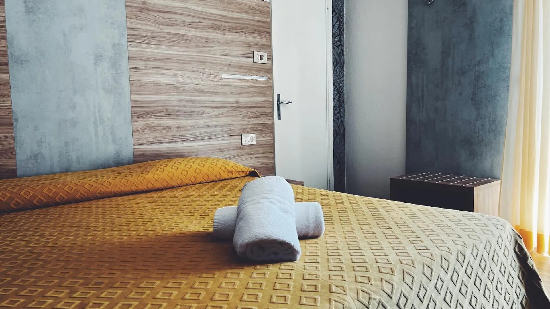 Hotel Ramona Rimini 2*,